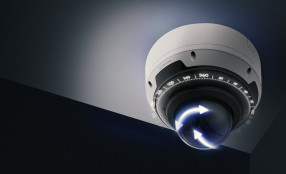 Hanwha Vision lancia una telecamera AI compatta IR PTZ a 3 canali con zoom 18x per una sorveglianza ad alte prestazioni
